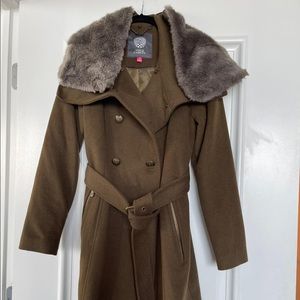 Vince Camuto coat size XS